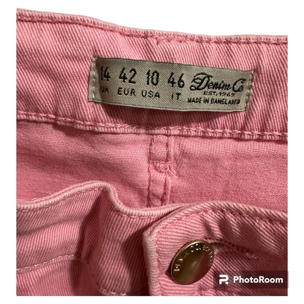 Pink Short Jean - Picture 3 of 3